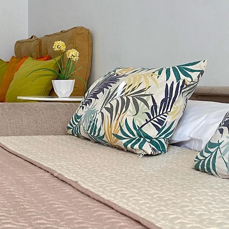 Апартаменти Studio With Access To The Garden. Open Pool. Beach Very Close. Wifi & Netflix Free Бенальмадена Екстер'єр фото