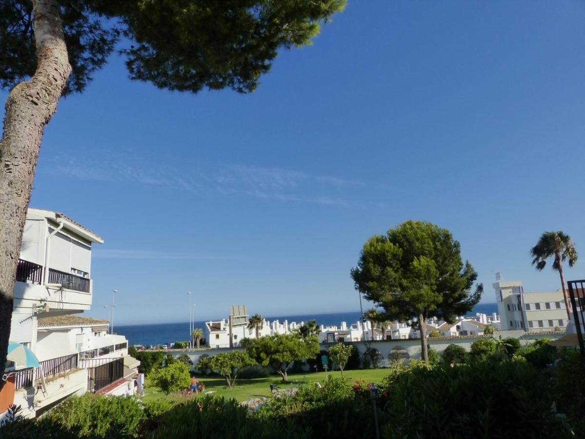 Апартаменти Studio With Access To The Garden. Open Pool. Beach Very Close. Wifi & Netflix Free Бенальмадена Екстер'єр фото