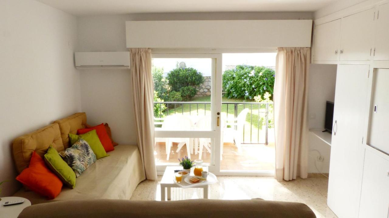 Апартаменти Studio With Access To The Garden. Open Pool. Beach Very Close. Wifi & Netflix Free Бенальмадена Екстер'єр фото