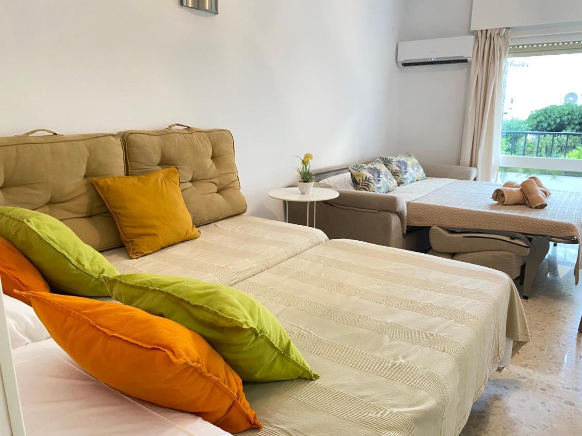 Апартаменти Studio With Access To The Garden. Open Pool. Beach Very Close. Wifi & Netflix Free Бенальмадена Екстер'єр фото