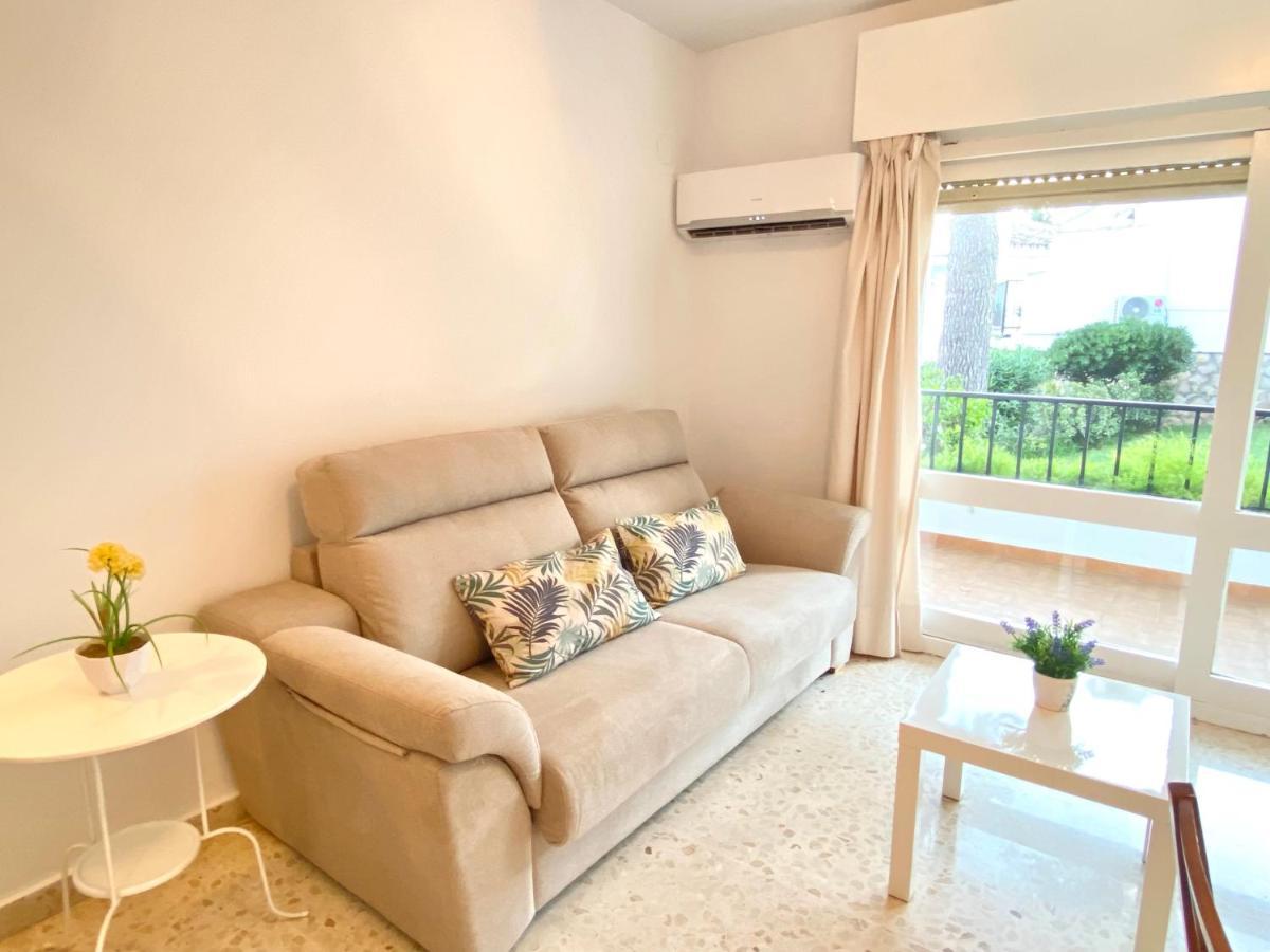 Апартаменти Studio With Access To The Garden. Open Pool. Beach Very Close. Wifi & Netflix Free Бенальмадена Екстер'єр фото
